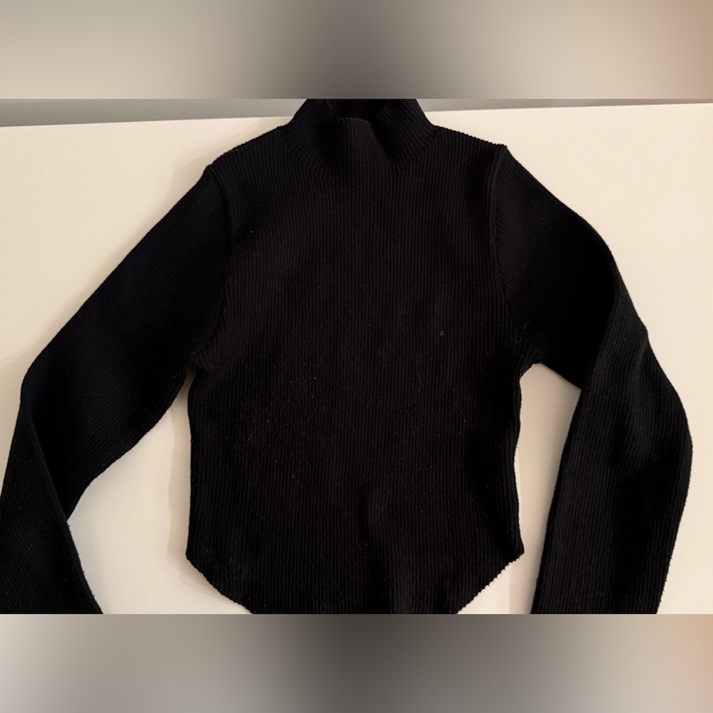 ♥️ Women’s Black Ribbed turtle neck cropped Sweater long sleeve